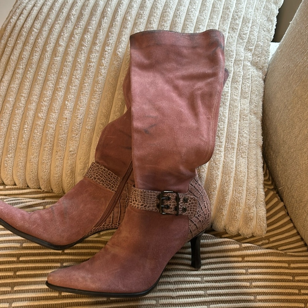 Franco Sarto size 6 pink boots
